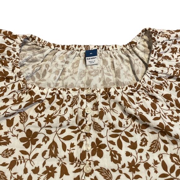Old Navy Shirred Double Weave Blouse Open Neck - Picture 4 of 8